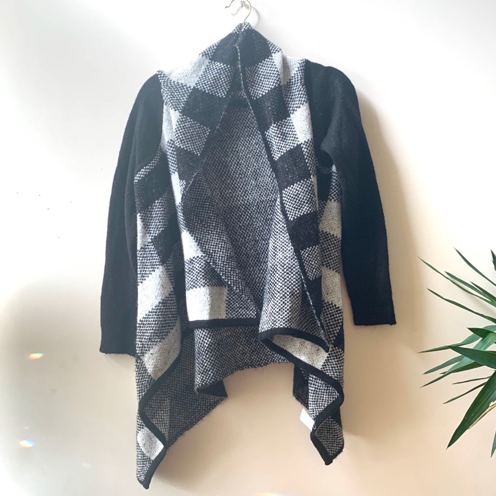 Pink Rose loose fitting sweater size small